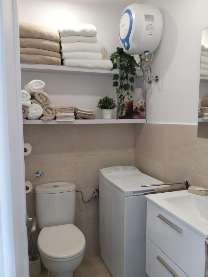 Neu Renoviertes, Huebsches Und Gemuetliches Appartement Mit Balkon Und Meerblick Коста де Антигуа Екстериор снимка